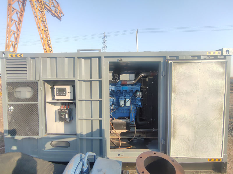 重庆柴油发电机组的机油多久更换一次比较合适?