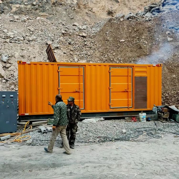 重庆如何选择适合自己的 800KW 柴油发电机组?