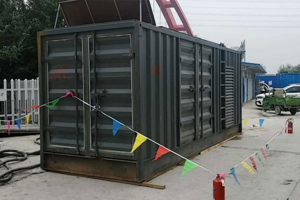 重庆发电机租赁空气滤清器多久更换一次？